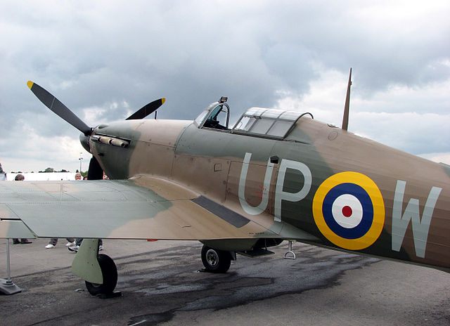 File:Hurricane.r4118.ground.arp.jpg