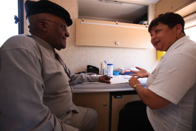 File:Archbishop Desmond Tutu gets an HIV test on The Desmond Tutu HIV Foundation's Tutu Tester, a mobile test unit that brings healthcare right to your doorstep.jpg