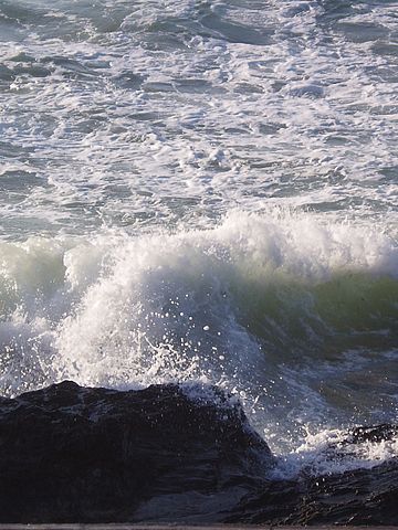 File:Cornwall Wave.jpg