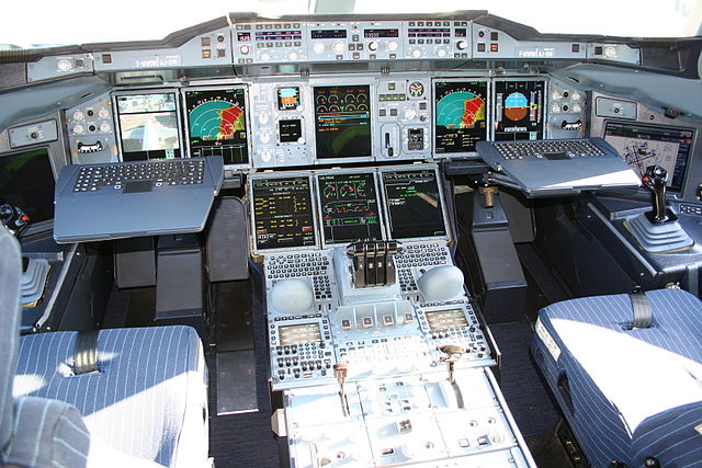 File:Airbus A380 cockpit.jpg
