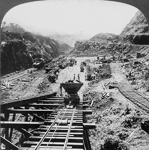 File:Panama Canal under construction, 1907.jpg
