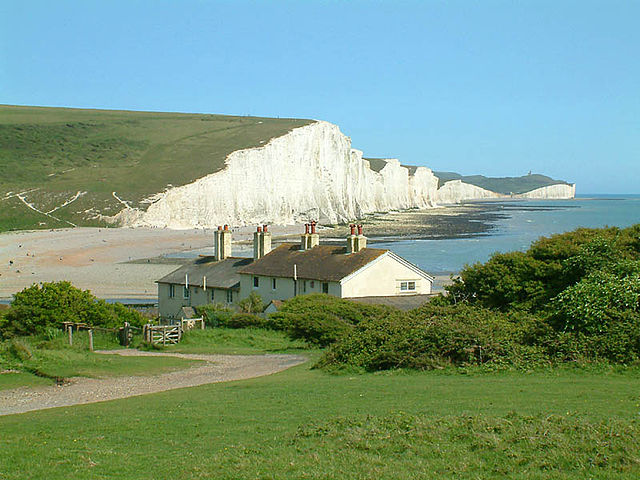 File:Seven Sisters cliffs and the coastguard cottages, from Seaford Head showing Cuckmere Haven (looking east - 2003-05-26).jpg