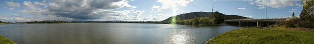 File:Lake Burley Griffin Canberra-01MJC.jpg