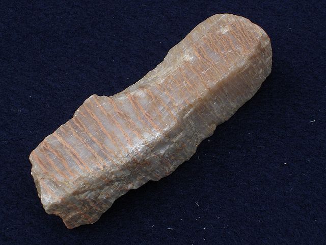 File:Antiperthitic feldspar.jpg