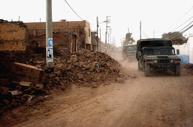 File:Pisco after the 2007 quake.jpg