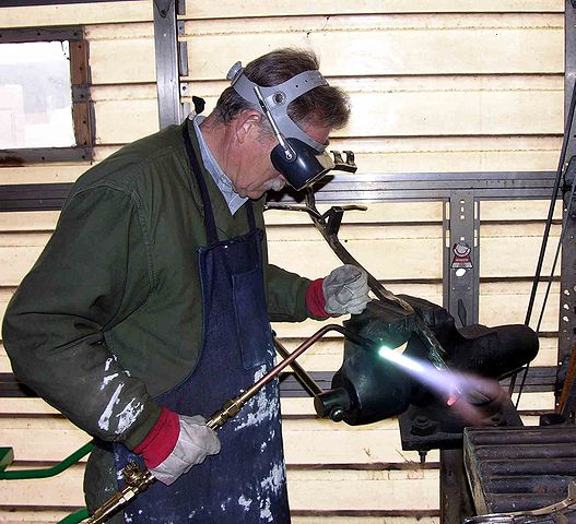 File:Welding.jpg