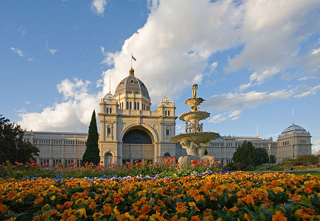 File:Royal exhibition building tulips straight.jpg