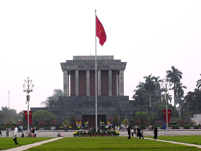File:Ho Chi Minh Mausoleum 2006.jpg