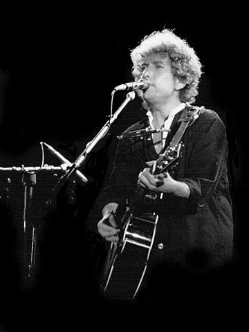 File:Bob Dylan Barcelona.jpg