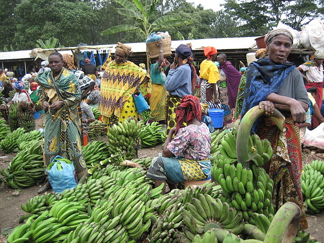 File:Tengeru market.jpg