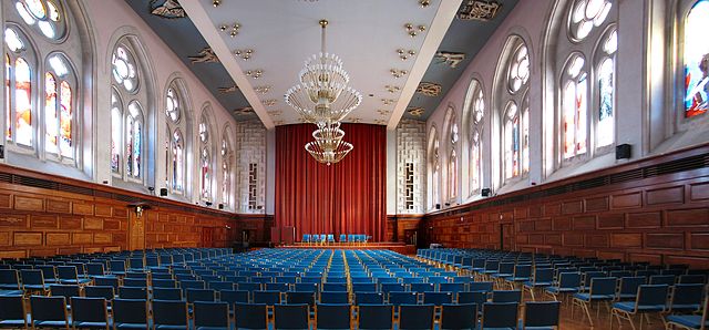 File:Great Hall - Plymouth Guildhall.jpg