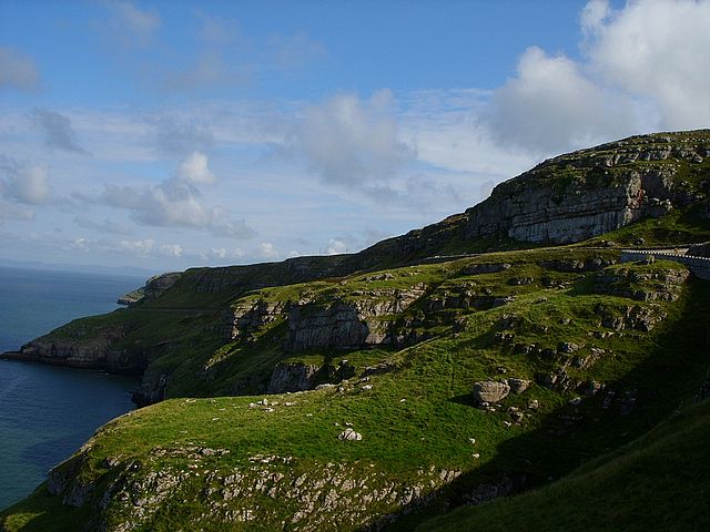 File:View from the Lighthouse hotel, Llandudno.jpg