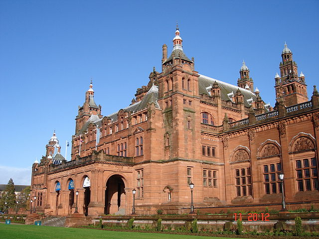 File:Side View of the Kelvingrove Art Museum.JPG