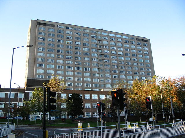 File:Royal Hallamshire Hospital.jpg