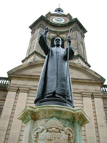 File:Charles Gore - Statue - St. Philip's - Birmingham - 2005-10-14.jpg