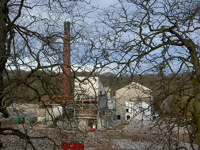 File:Donside Paper Mill under demolition 2006.jpg