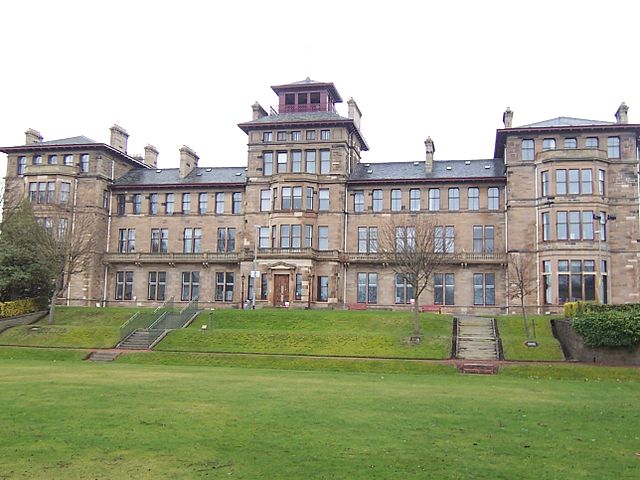 File:Craiglockhart Hydropathic main view.JPG