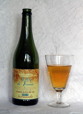 File:Reflets de France Cidre.jpg