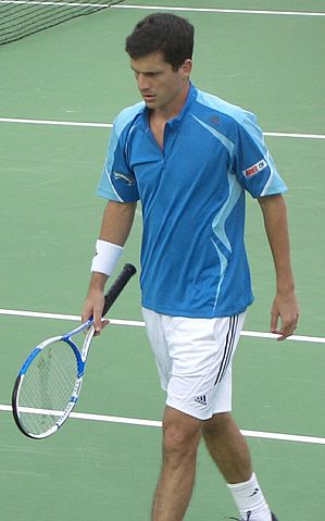 File:Tim Henman 2006 Australian Open.JPG