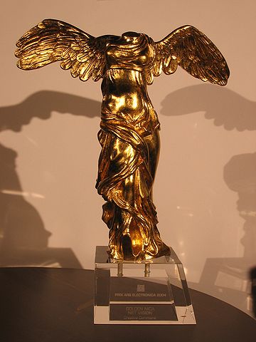 File:GoldenNica CreativeCommons.jpg