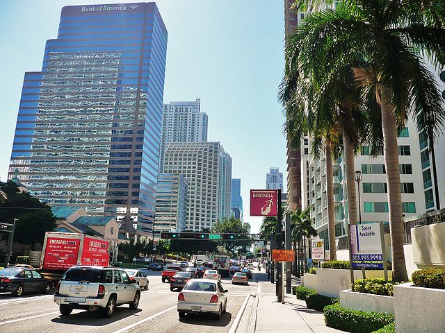 File:Brickell Avenue 20100203.jpg