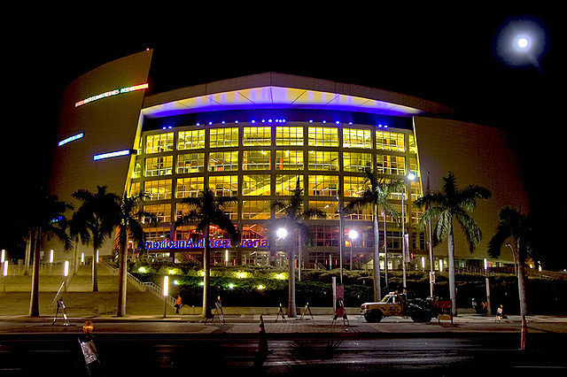 File:AAArena Night.jpg