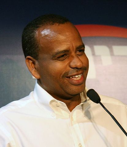 File:Shlomo Molla.jpg