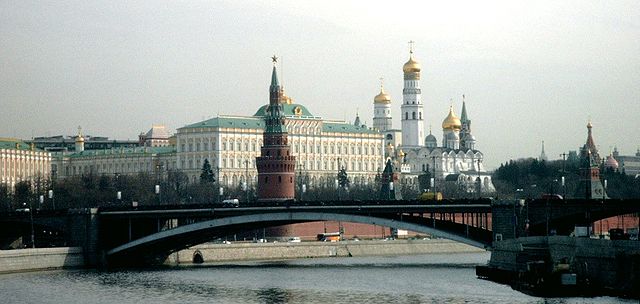 File:2003-04-18 Moscow Kremlin.jpg