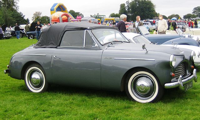 File:Austin A40 Roadster ca 1951.jpg