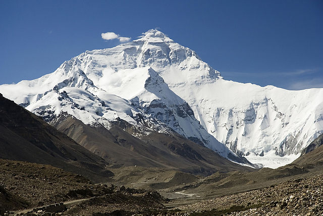 File:Everest North Face toward Base Camp Tibet Luca Galuzzi 2006 edit 1.jpg