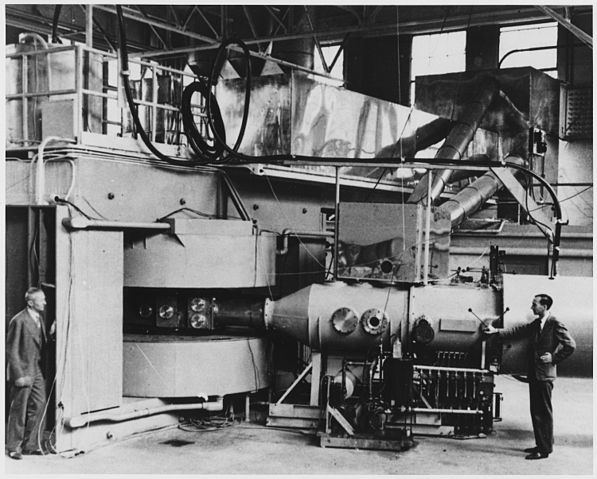 File:Berkeley 60-inch cyclotron.jpg