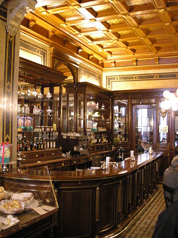 File:Caf&eacute; Demel interior4, Vienna.jpg