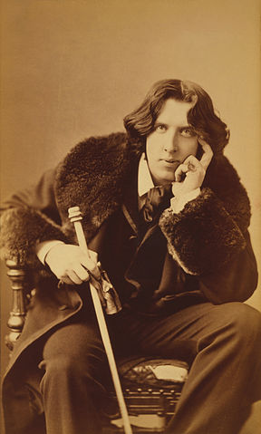 File:Oscar Wilde portrait by Napoleon Sarony - albumen.jpg
