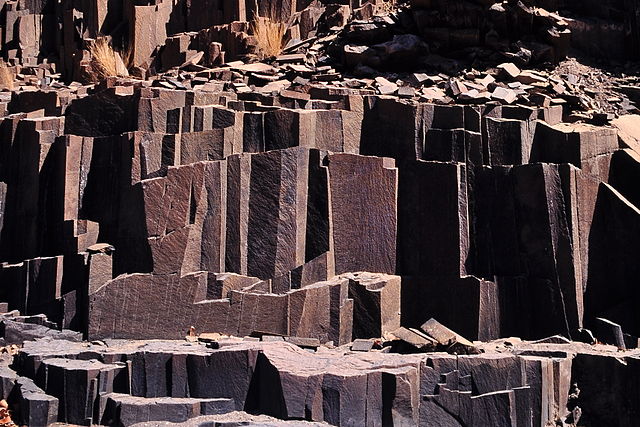 File:Basalt structures.jpg