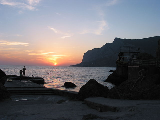 File:Cirmea Laspi Sunset.JPG