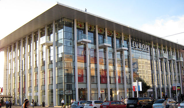File:Europe Shopping center in Dnipropetrovsk.jpg