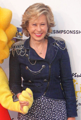 File:Yeardley Smith 2012.png