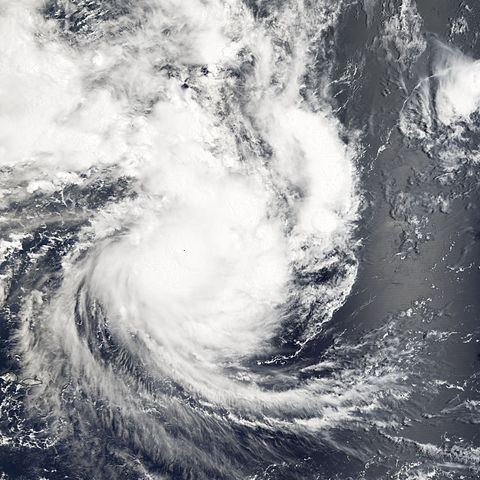 File:Cyclone Percy 27 feb 2005.jpg