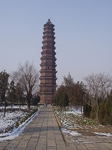 File:Iron Pagoda of Kaifeng 6.jpg