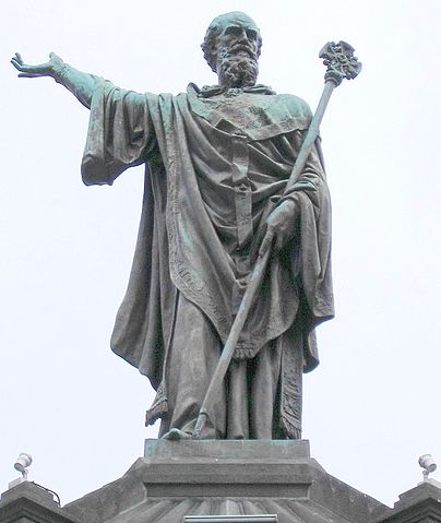 File:StatueUrbanII.jpg