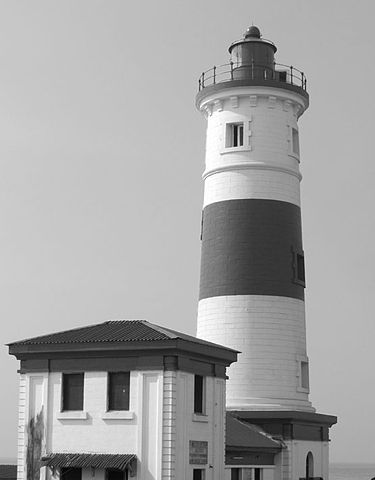 File:Jamestown lighthouse.jpg