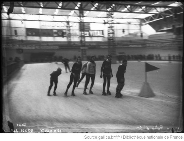 File:Patin d'Or Roller Skating Competition Paris 1911.jpg