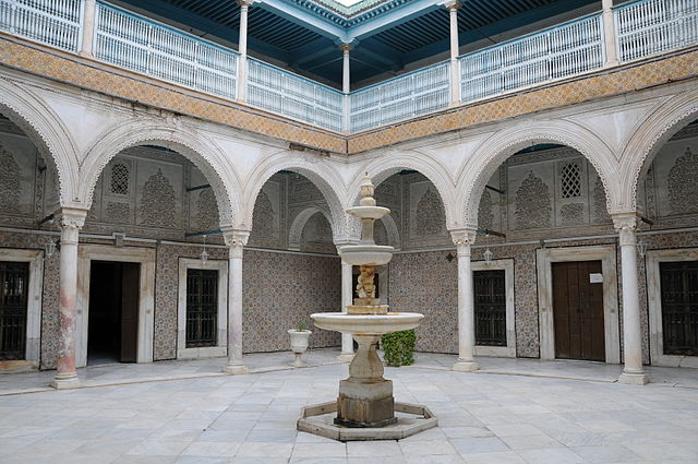 File:PatioDarBenAbdallah.JPG