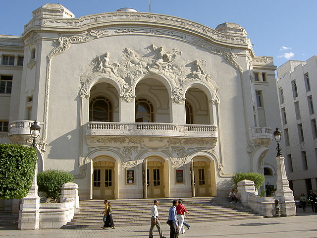 File:Theatre municipal - Tunis.jpg