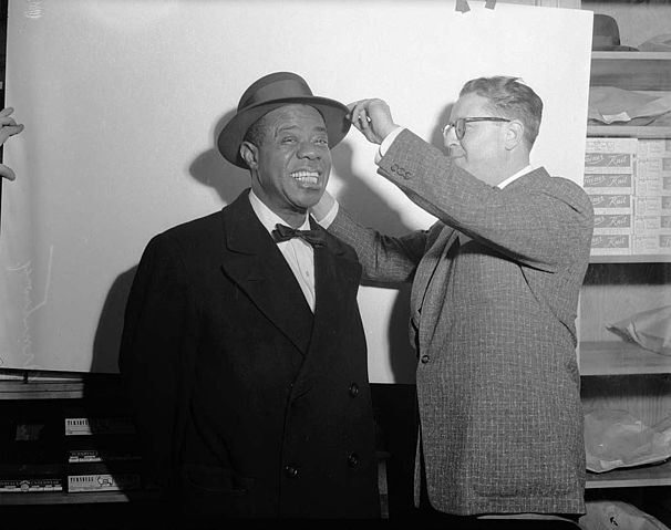 File:Hatter Sam Taft with Louis Armstrong.jpg