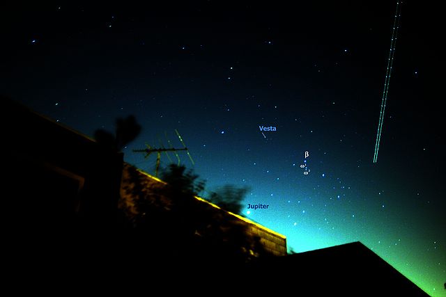 File:Asteroid Vesta.jpg