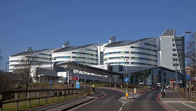 File:Queen Elizabeth Hospital Birmingham, Edgbaston, Birmingham, England-7March2011.jpg