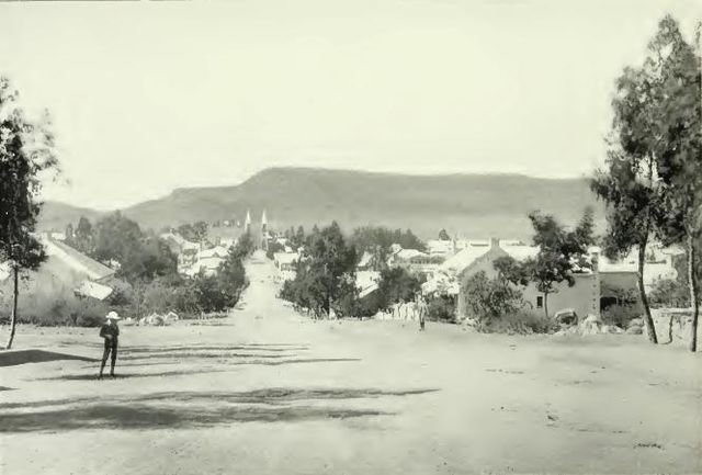 File:Bloemfontein, from the South - c1900.JPG