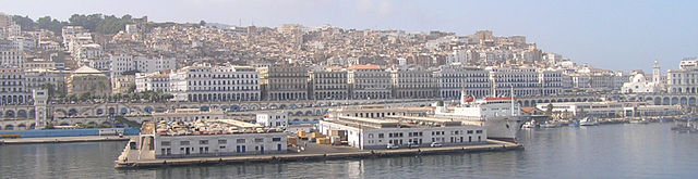 File:Alger front de mer.jpg