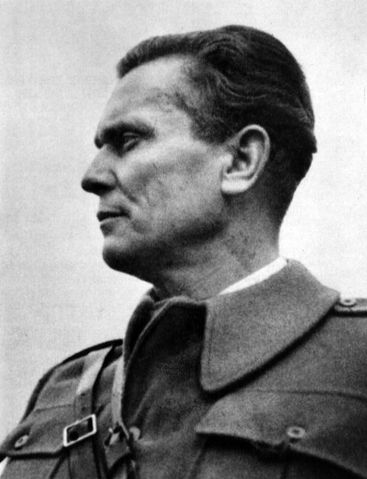 File:Josip Broz Tito Bihać 1942.jpg